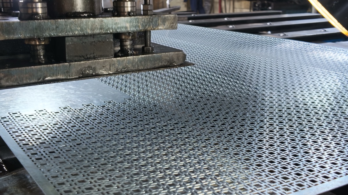 钢板网冲压加工特写